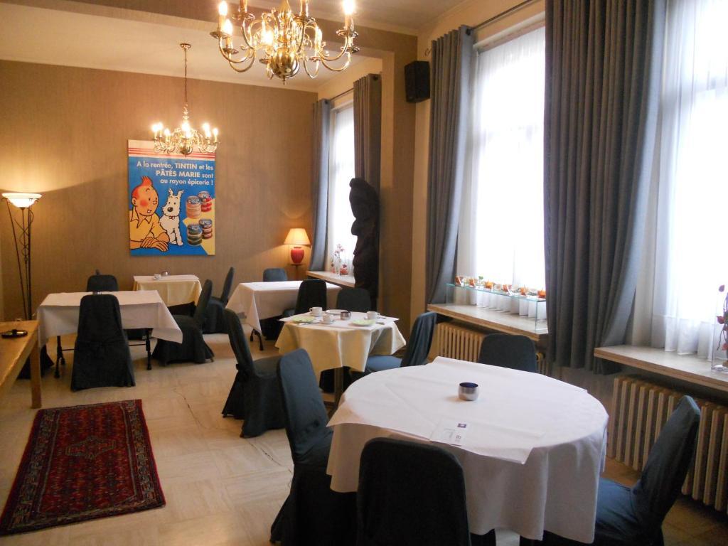 Hotel Ten Putte Gistel Exteriör bild